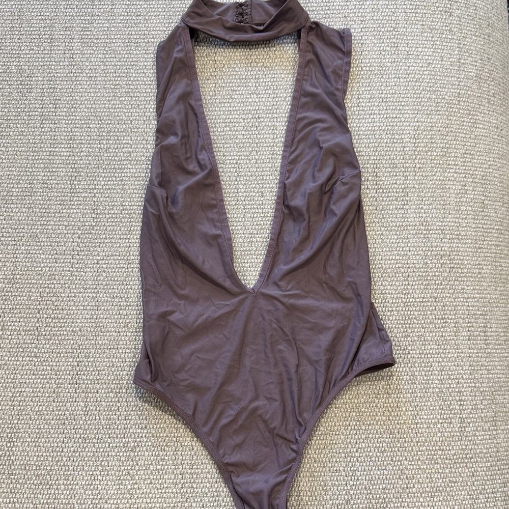 Victoria Secret dark grey Deep V-Neck Halter Bodysuit - size XS